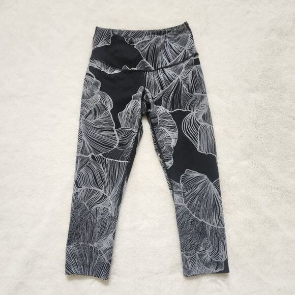 The north Face leggings size M - Picture 1 of 13